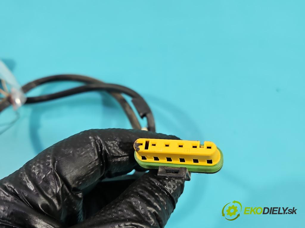 Fiat Doblo I 2001-2010 1.9 jtd 101 HP manual 74 kW 1910 cm3 5- Zväzok: dvere zadné pravých