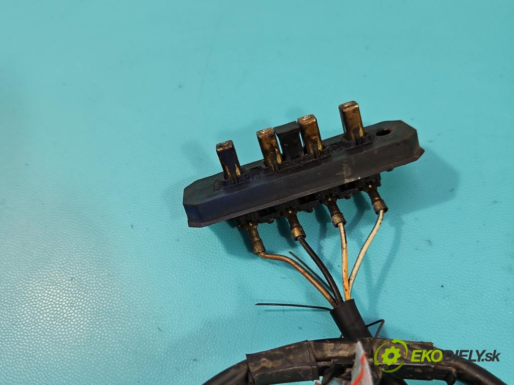 Fiat Doblo I 2001-2010 1.9 jtd 101 HP manual 74 kW 1910 cm3 5- Zväzok: dvere zadné pravých