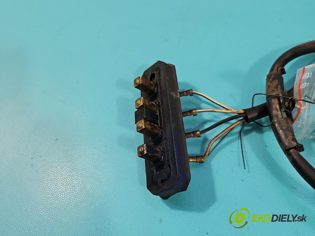 Fiat Doblo I 2001-2010 1.9 jtd 101 HP manual 74 kW 1910 cm3 5- Zväzok: dvere zadné pravých