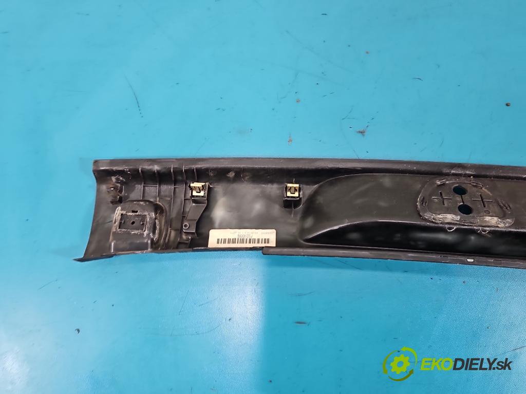 Jeep Cherokee KL 2013-2023 2.0 multijet: 140 HP manual 103 kW 1956 cm3 5- kryt plast 1UD14DX9AB