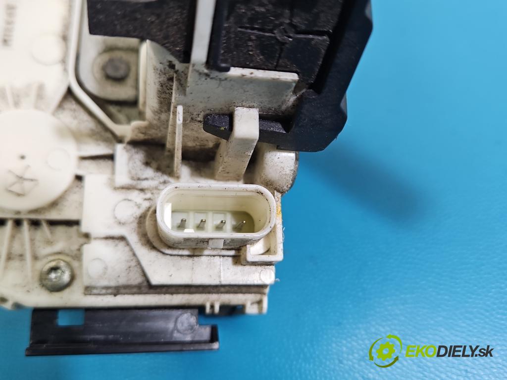 Jeep Cherokee KL 2013-2023 2.0 multijet: 140 HP manual 103 kW 1956 cm3 5- zámok zadné ľavý P04589915AD