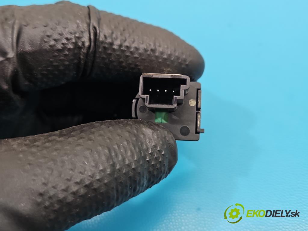 Jeep Cherokee KL 2013-2023 2.0 multijet: 140 HP manual 103 kW 1956 cm3 5- prepínač ostatné 68141862AB