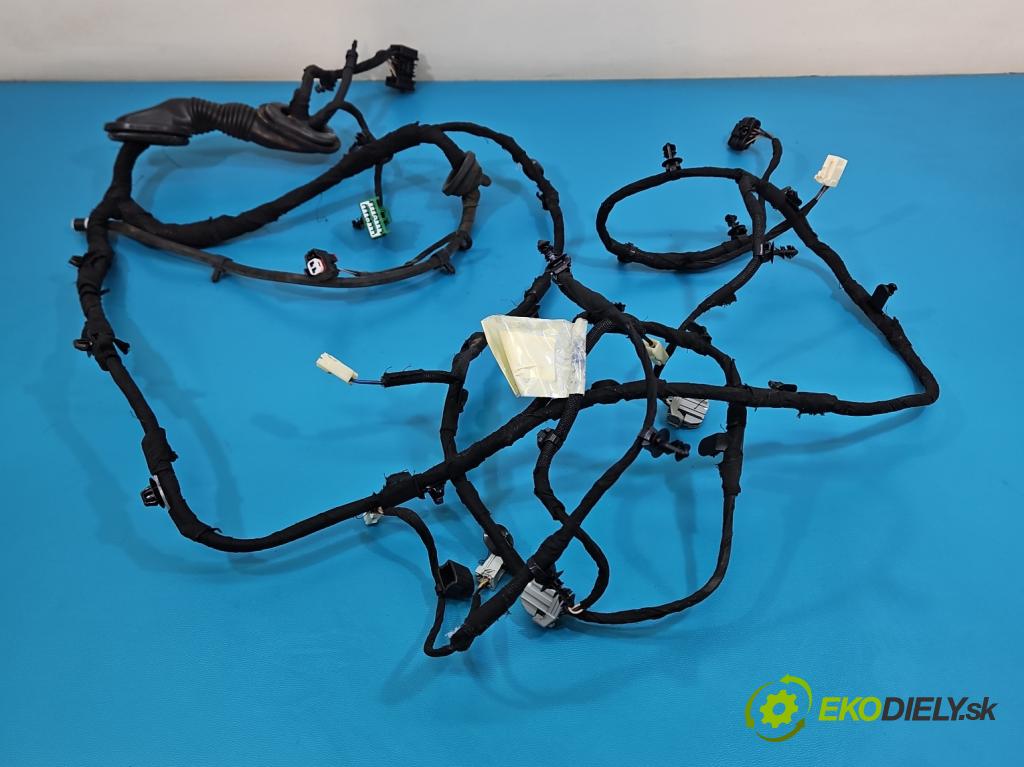 Jeep Cherokee KL 2013-2023 2.0 multijet 140 hp manual 103 kW 1956 cm3 5- Balíček: kufrových dveří zadní P68111047AE