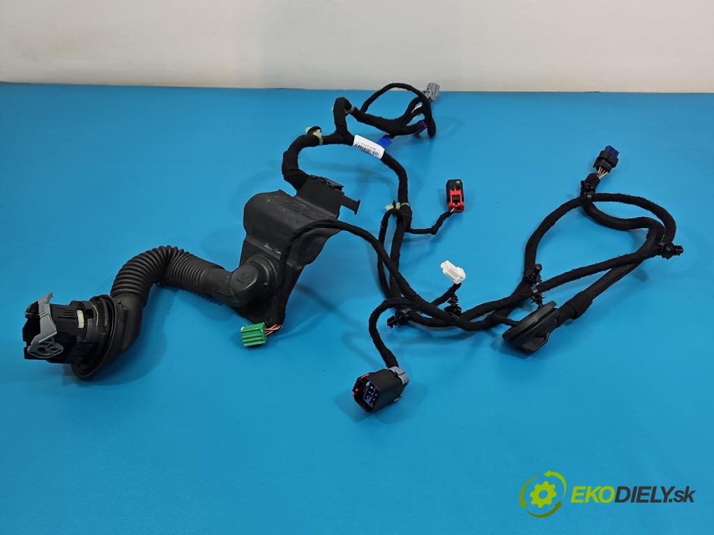 Jeep Cherokee KL 2013-2023 2.0 multijet: 140 HP manual 103 kW 1956 cm3 5- Zväzok: dvere predné pravých 