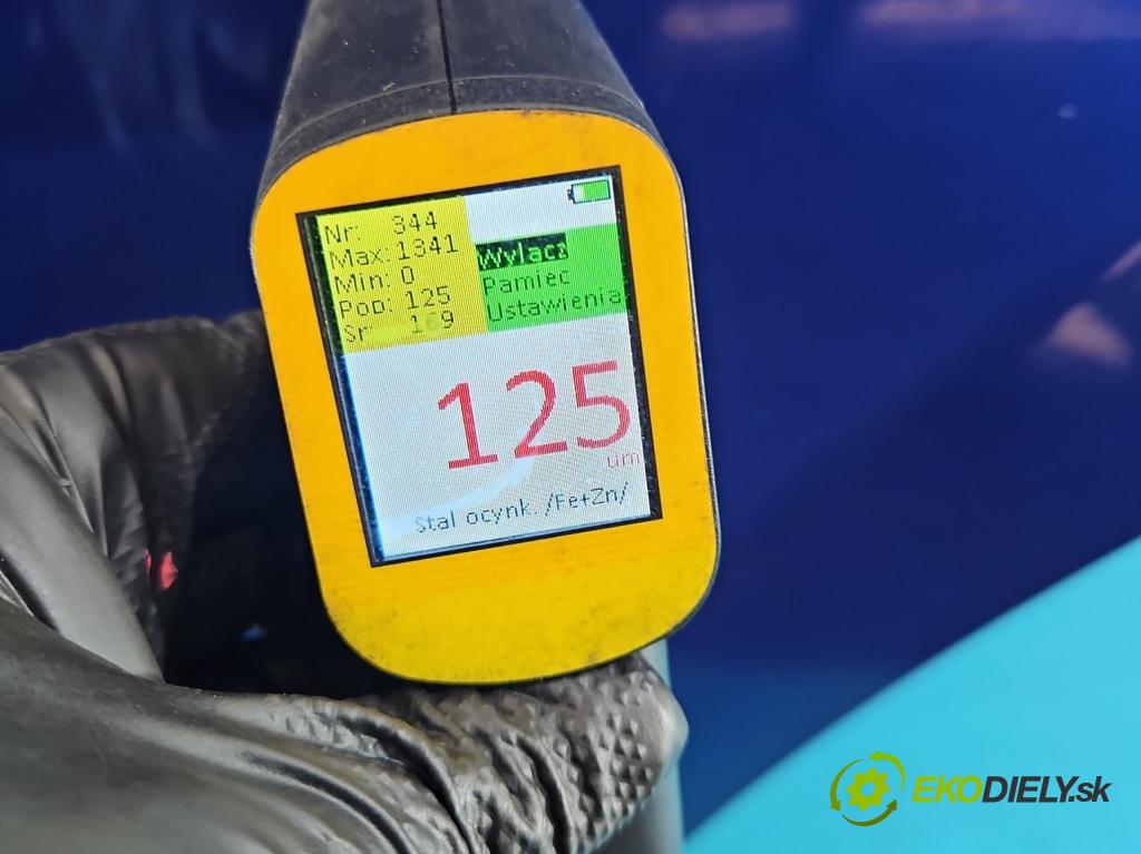 Fiat Punto Grande 1.4 8V 77 HP manual 57 kW 1368 cm3 5- dvere zadné ľavé  (Kľučka dverí ostatné)