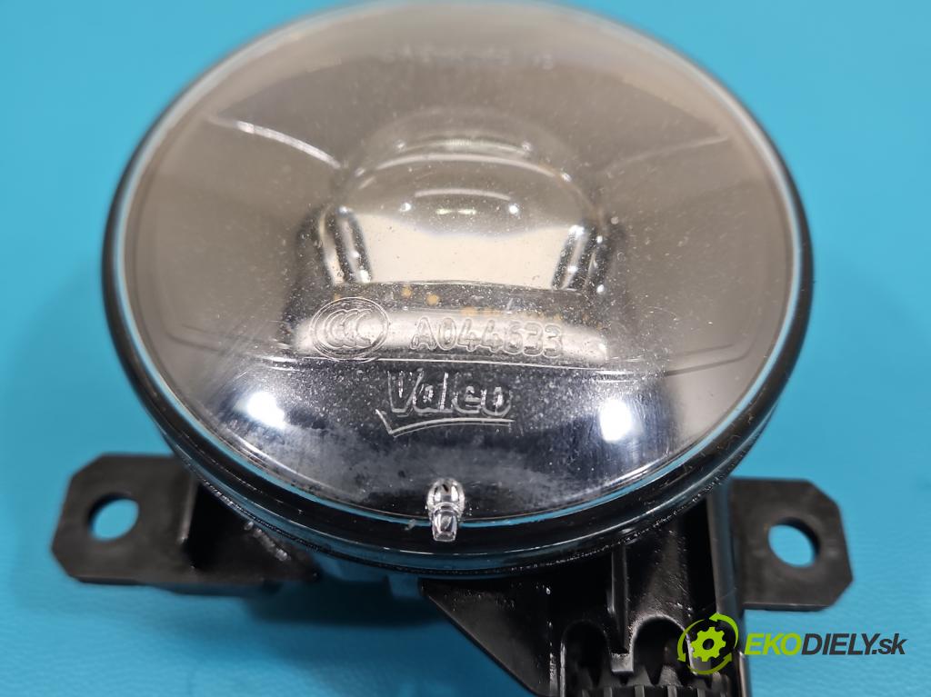 DS 4 2015-2020 2.0 hdi 181KM automatic 133 kW 1997 cm3 5- Halogen pravý 9811333380 (Klika dveří ostatní)