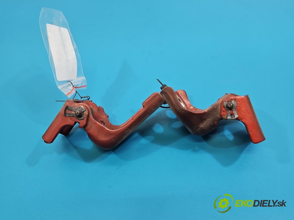 DS 4 2015-2020 2.0 hdi 181KM automatic 133 kW 1997 cm3 5- Závěs: dvere predné ľavý