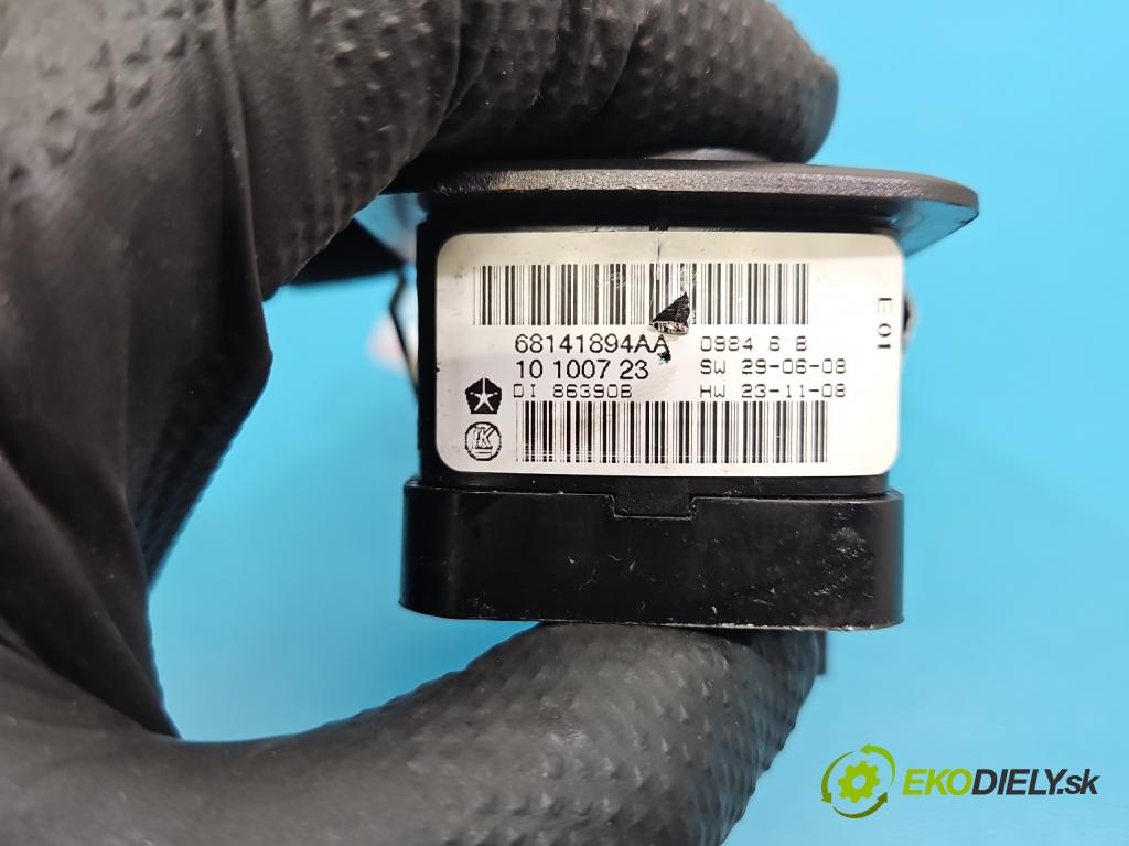 Jeep Cherokee KL 2013-2023 2.0 multijet: 140 HP manual 103 kW 1956 cm3 5- prepínač okien spätných zrkadiel 68141894AA