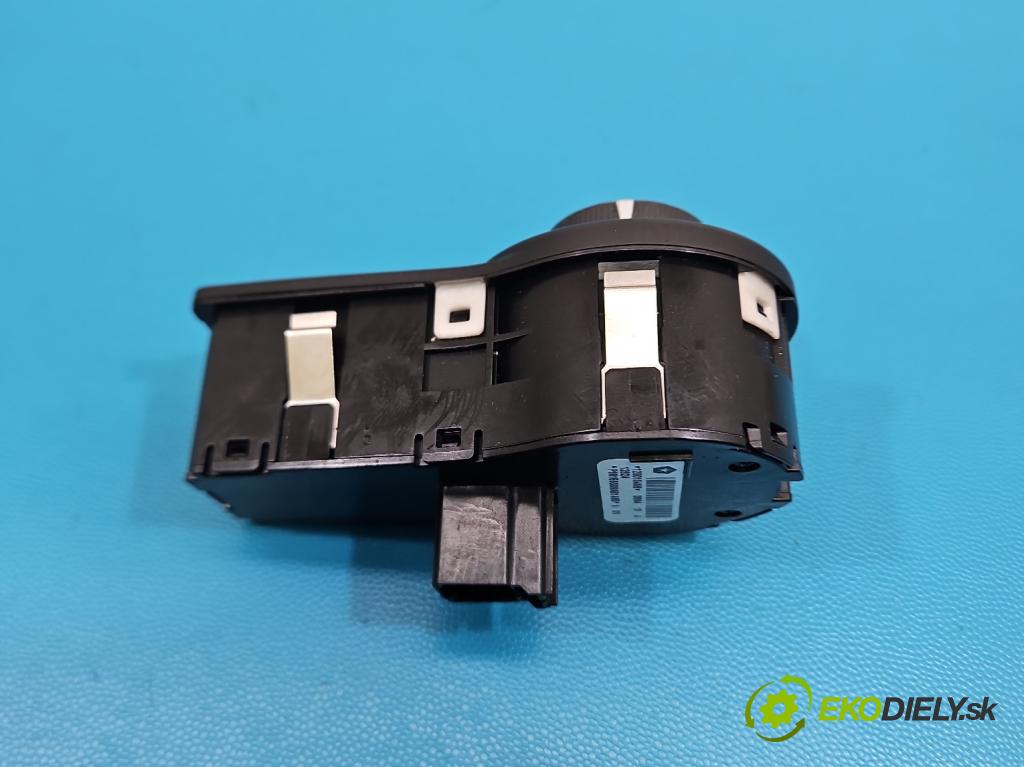 Jeep Cherokee KL 2013-2023 2.0 multijet: 140 HP manual 103 kW 1956 cm3 5- prepínač světla: na doska: P68156006AB1465