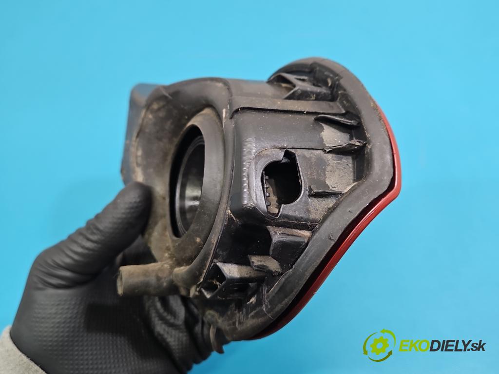 DS 4 2015-2020 2.0 hdi 181KM automatic 133 kW 1997 cm3 5- Klapka nalévání paliva  (Klika dveří ostatní)