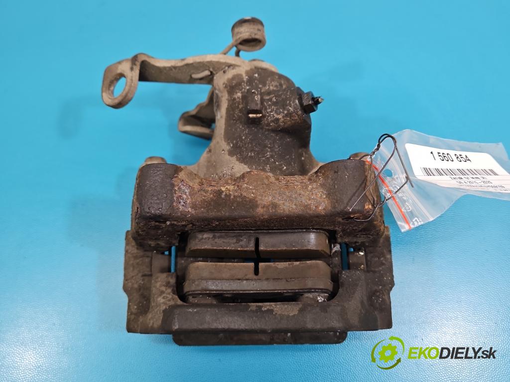 DS 4 2015-2020 2.0 hdi 181KM automatic 133 kW 1997 cm3 5- brzdič zadné ľavý 787245 (Kľučka dverí ostatné)