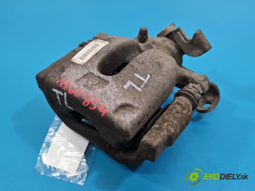 DS 4 2015-2020 2.0 hdi 181KM automatic 133 kW 1997 cm3 5- brzdič zadní levý 787245 (Klika dveří ostatní)