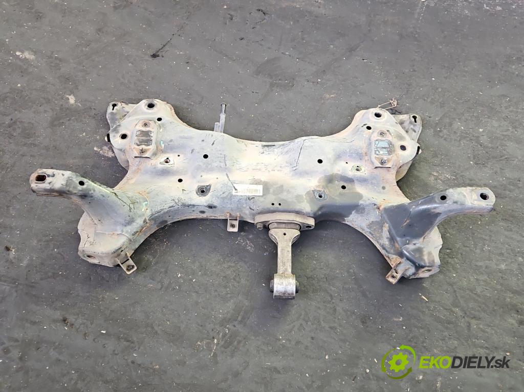 Kia Ceed II 2012-2018 1.6 crdi 128 hp manual 94 kW 1582 cm3 5- výztuha motoru 62401-A2600