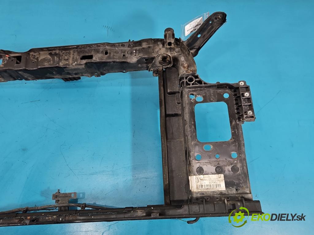 Kia Ceed II 2012-2018 1.6 crdi 128 hp manual 94 kW 1582 cm3 5- stěna přední  (Přední výztuha)