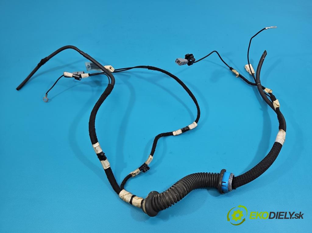 DS 4 2015-2020 2.0 hdi 181KM automatic 133 kW 1997 cm3 5- Zväzok: kufrové dvere zadné 9675657880