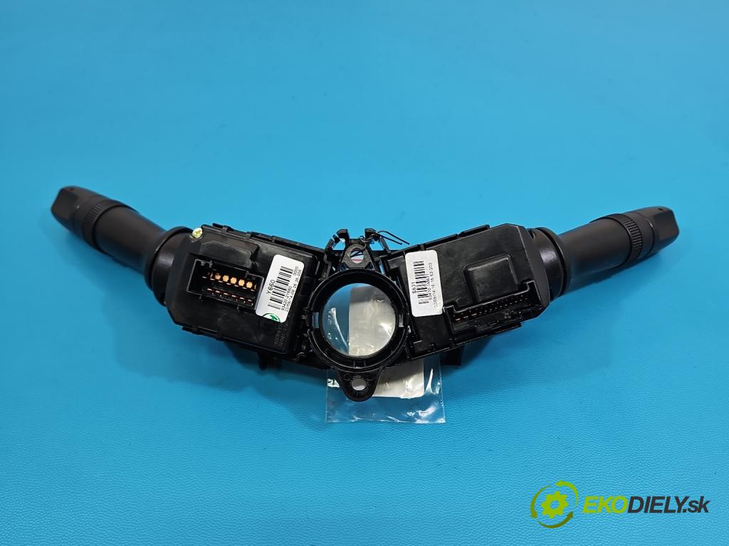 Kia Ceed II 2012-2018 1.6 crdi 128 HP manual 94 kW 1582 cm3 5- prepínač komplex: 3753MA-2210 (Prepínacie páčky pod volantom)