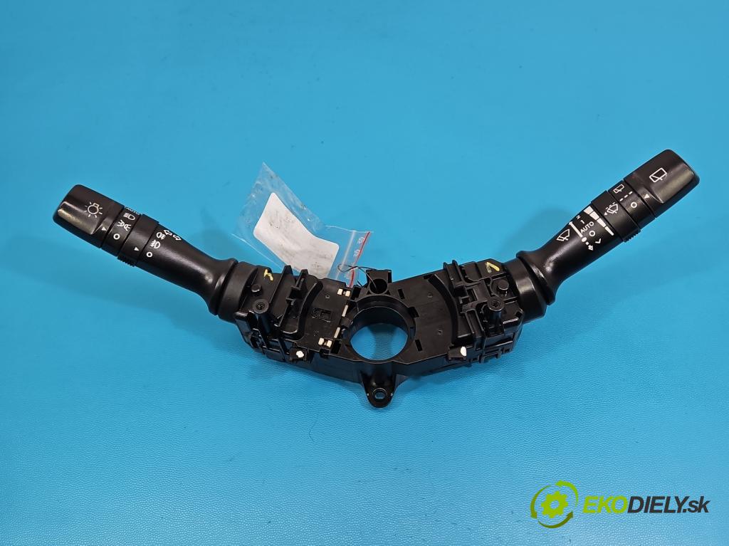 Kia Ceed II 2012-2018 1.6 crdi 128 hp manual 94 kW 1582 cm3 5- Přepínač sdružený 3753MA-2210 (Páčky pod volantem)