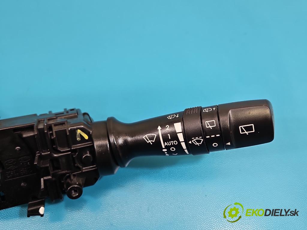 Kia Ceed II 2012-2018 1.6 crdi 128 HP manual 94 kW 1582 cm3 5- prepínač komplex: 3753MA-2210 (Prepínacie páčky pod volantom)