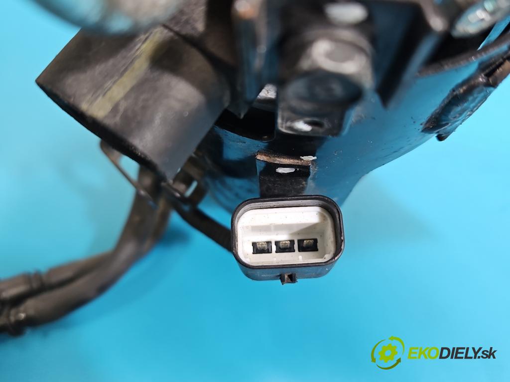 Kia Ceed II 2012-2018 1.6 crdi 128 HP manual 94 kW 1582 cm3 5- obal filtra palivo