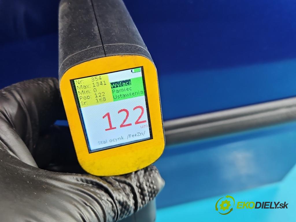 Fiat Punto Grande 1.4 8V 77 HP manual 57 kW 1368 cm3 5- dvere predné ľavé  (Kľučka dverí ostatné)