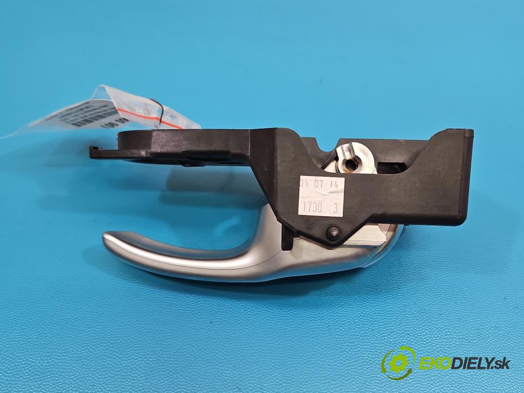 Jeep Cherokee KL 2013-2023 2.0 multijet: 140 HP manual 103 kW 1956 cm3 5- rukoväť uvnitř: predné pravé C37090