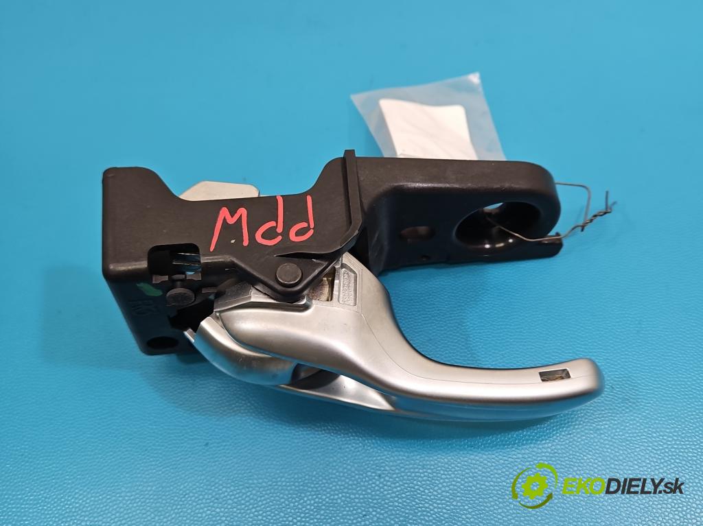 Jeep Cherokee KL 2013-2023 2.0 multijet: 140 HP manual 103 kW 1956 cm3 5- rukoväť uvnitř: predné pravé C37090