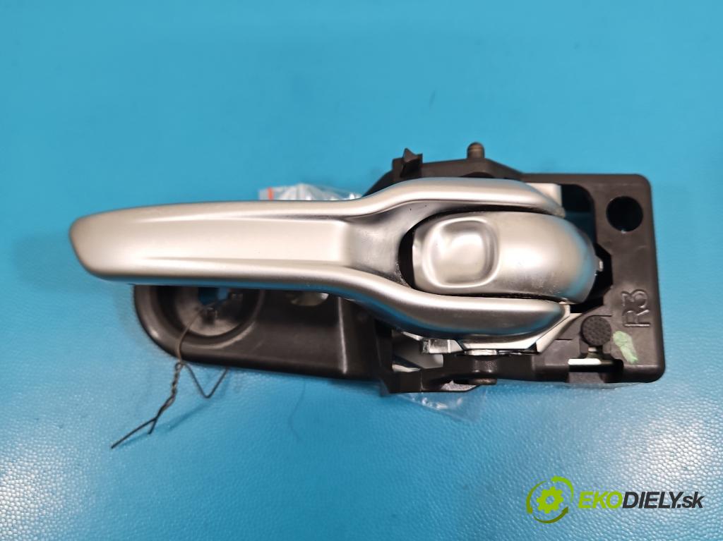 Jeep Cherokee KL 2013-2023 2.0 multijet: 140 HP manual 103 kW 1956 cm3 5- rukoväť uvnitř: predné pravé C37090