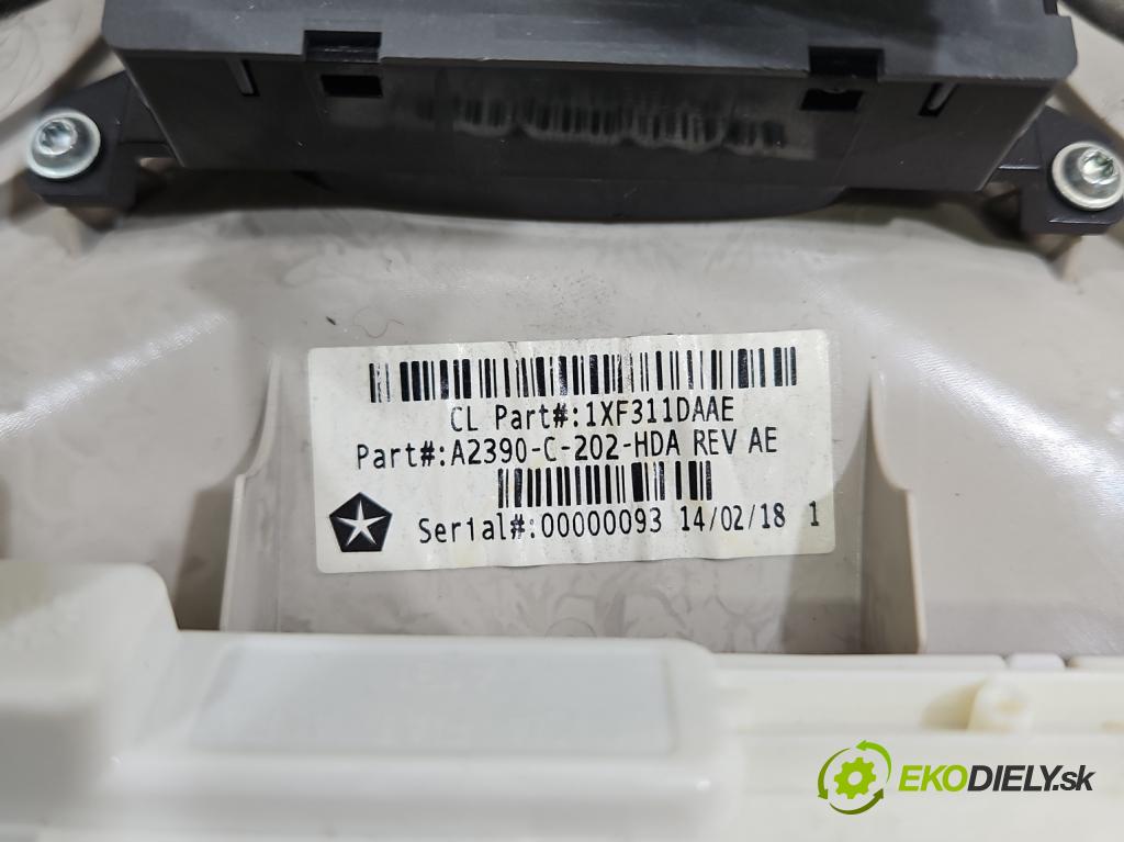 Jeep Cherokee KL 2013-2023 2.0 multijet: 140 HP manual 103 kW 1956 cm3 5- svetlo / reflektor interiéra 1XF311DAAE