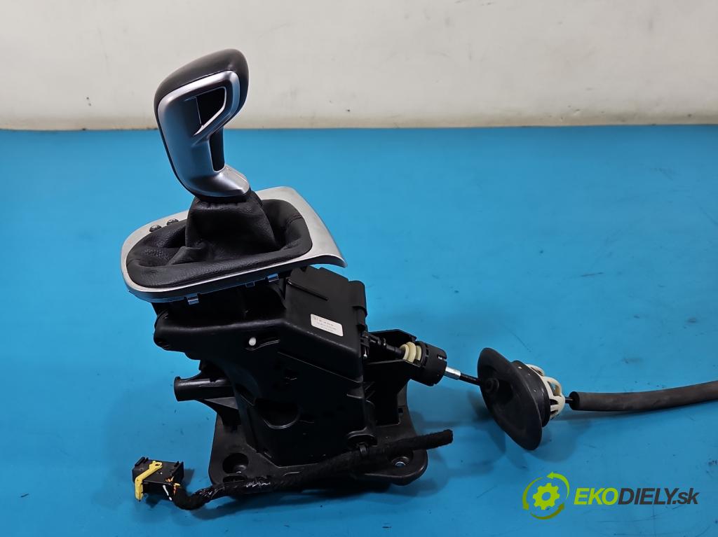 DS 4 2015-2020 2.0 hdi 181KM automatic 133 kW 1997 cm3 5- Páka: Změny: stupeň,rýchlosť 9815852380 (Rýchlostná páka (kulisa))