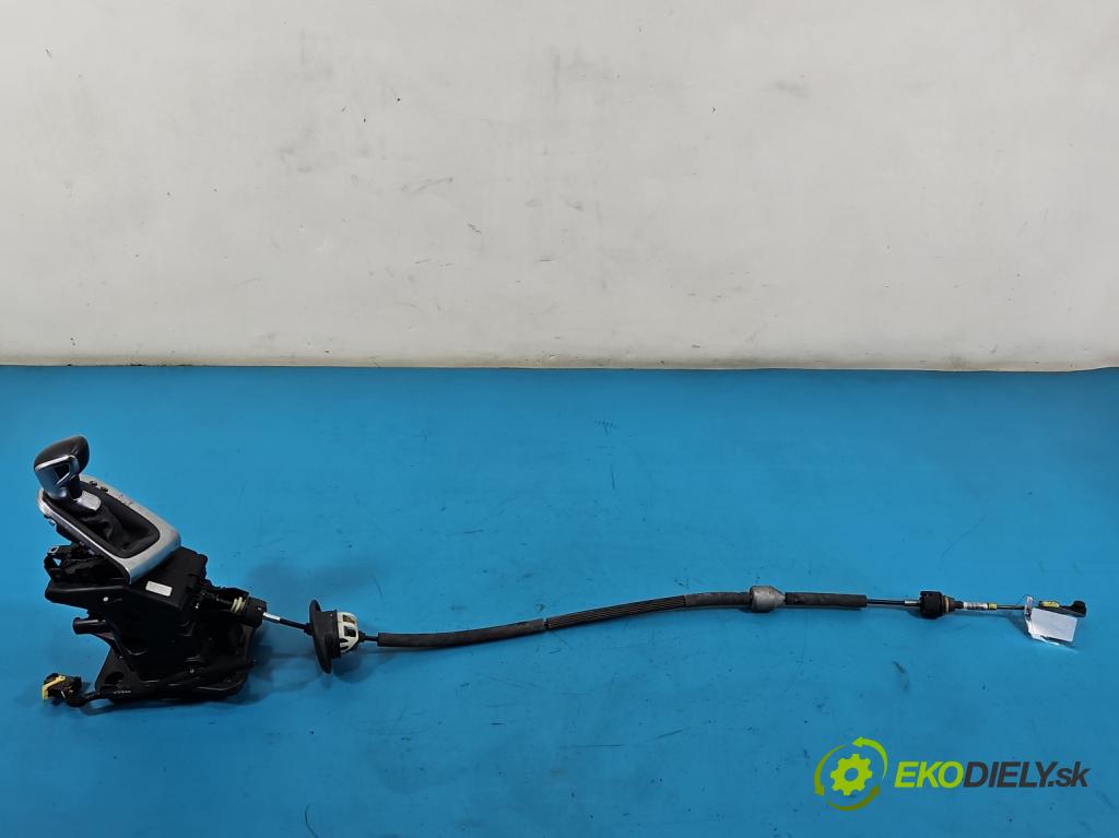 DS 4 2015-2020 2.0 hdi 181KM automatic 133 kW 1997 cm3 5- kulisa změny stupňová 9815852380 (Řadicí páka (kulisa) )