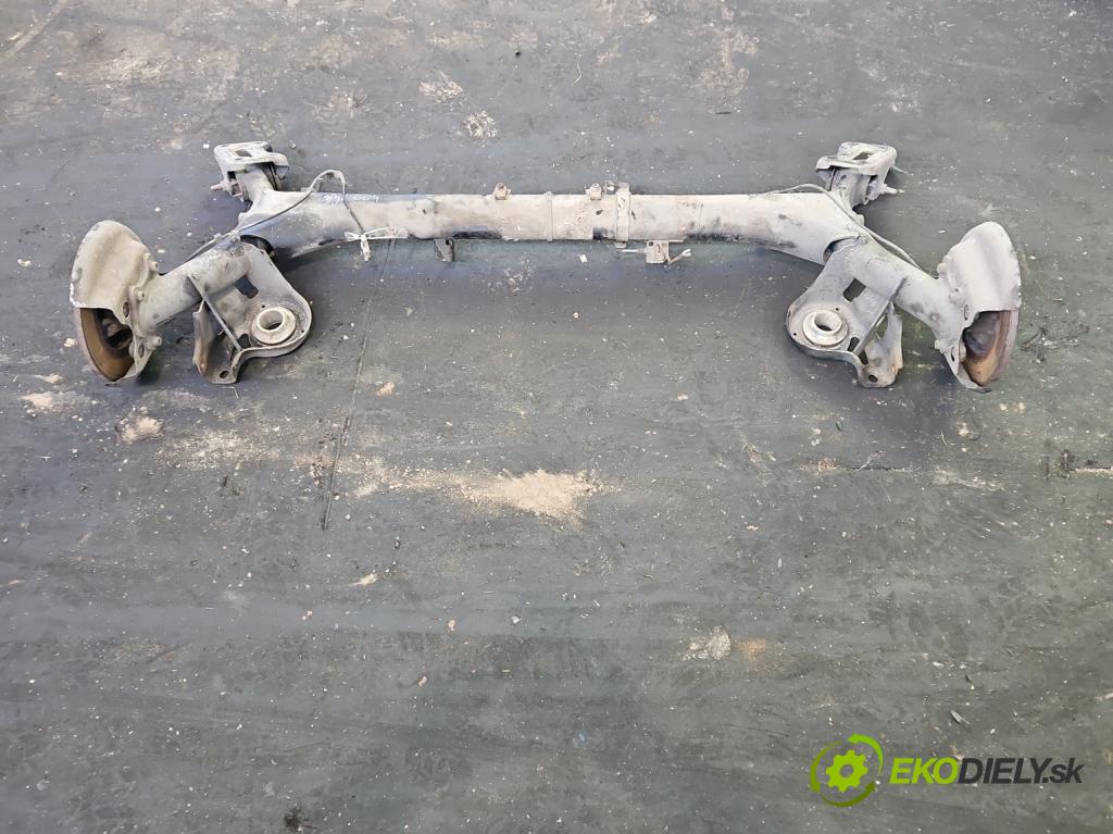 DS 4 2015-2020 2.0 hdi 181KM automatic 133 kW 1997 cm3 5- zadní výztuha  (Zadní výztuha)