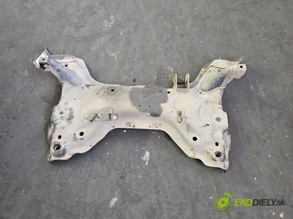 DS 4 2015-2020 2.0 hdi 181KM automatic 133 kW 1997 cm3 5- výztuha motoru 