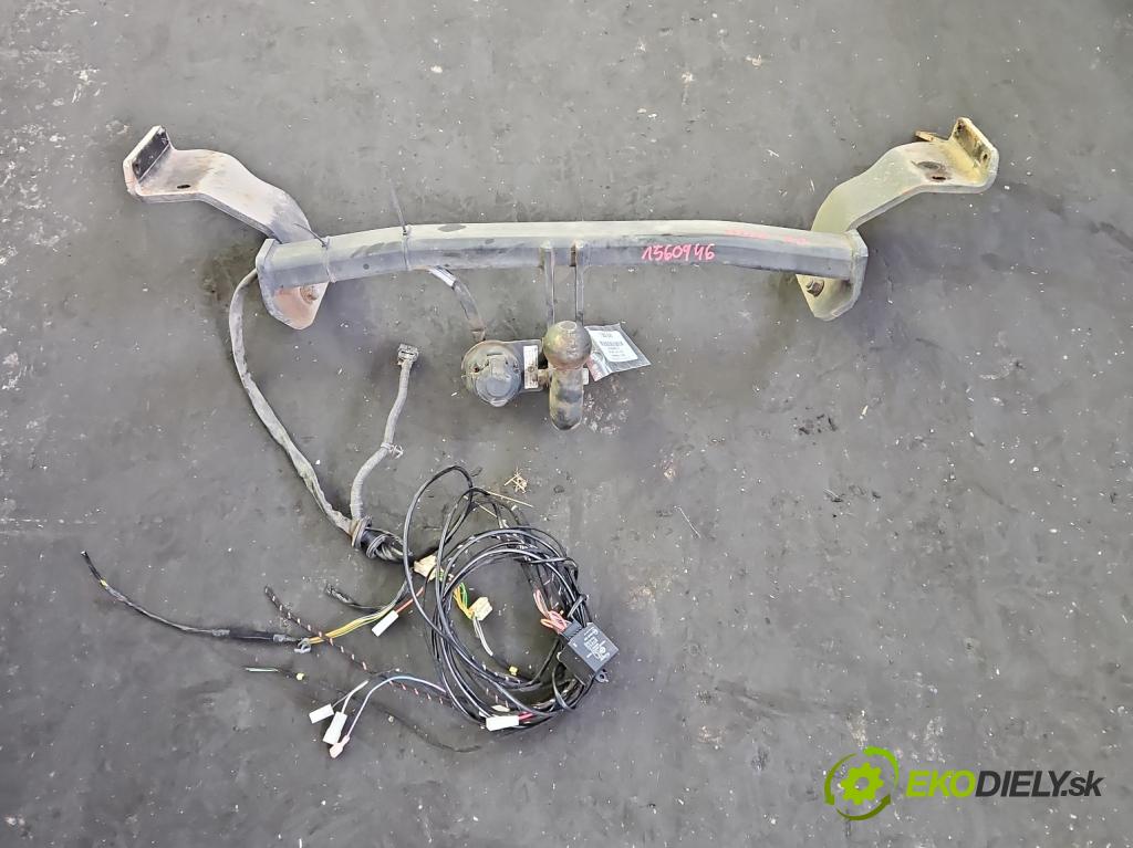 Kia Ceed II 2012-2018 1.6 crdi 128 hp manual 94 kW 1582 cm3 5- oko tažné  (Tažné zařízení)