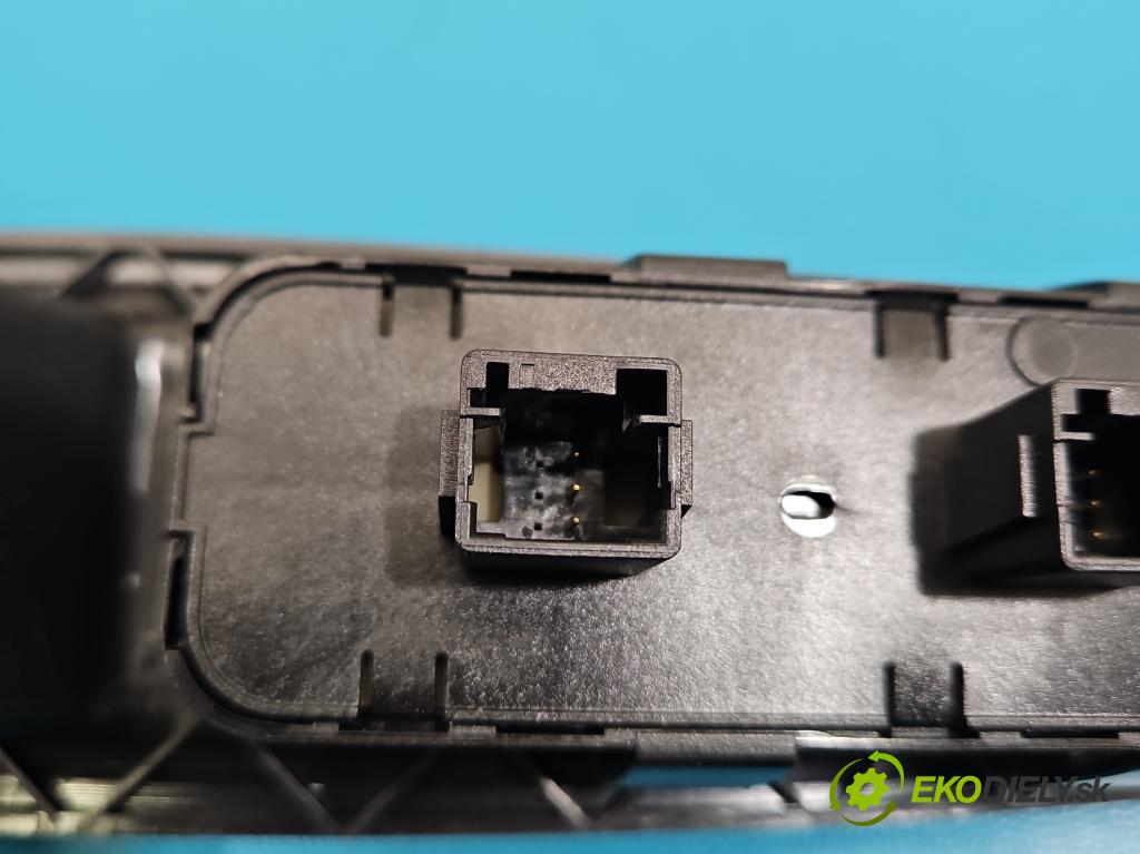 Citroen C4 I 2004-2011 1.6 16V 120 hp manual 88 kW 1598 cm3 5- Přepínač oken zpětných zrcátek 9651464577