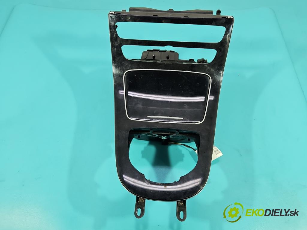 Mercedes E W213 2016-2023 2.0 CDI 194KM: automatic 143 kW 1950 cm3 4- Rukojeť: na nápoje: A2136806500 (Držiak (úchyt) na nápoje)