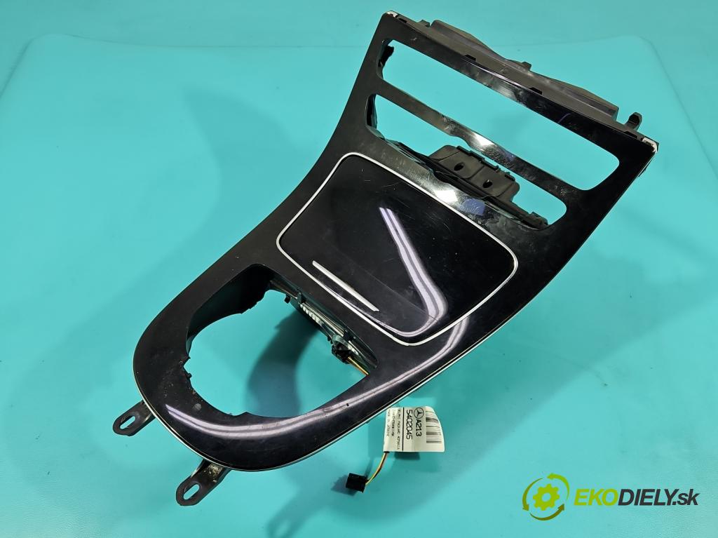 Mercedes E W213 2016-2023 2.0 CDI 194KM: automatic 143 kW 1950 cm3 4- Rukojeť: na nápoje: A2136806500 (Držiak (úchyt) na nápoje)