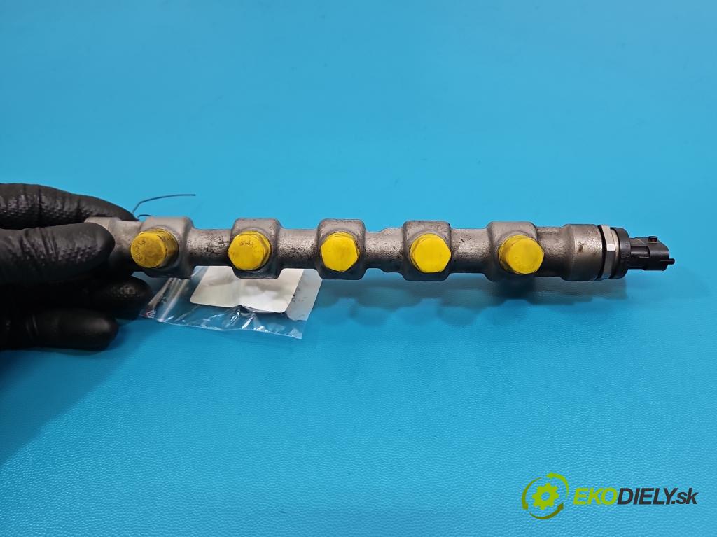 Kia Ceed II 2012-2018 1.6 crdi 128 hp manual 94 kW 1582 cm3 5- lišta vstřikovací 0445214181 (Vstřikovací lišta)