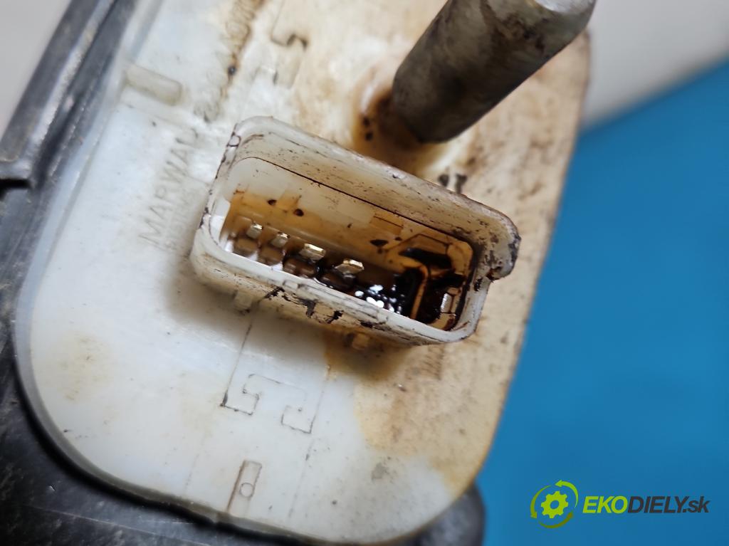 Peugeot 407 2.0 hdi 136 HP manual 100 kW 1997 cm3 4- Nádrž: tekutina: FAP DPF 9642944280