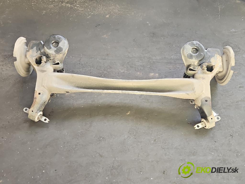 Citroen C5 Aircross 17-25 1.2 T 131 HP manual 96 kW 1199 cm3 5- zadna výstuha  (Výstuha zadná)