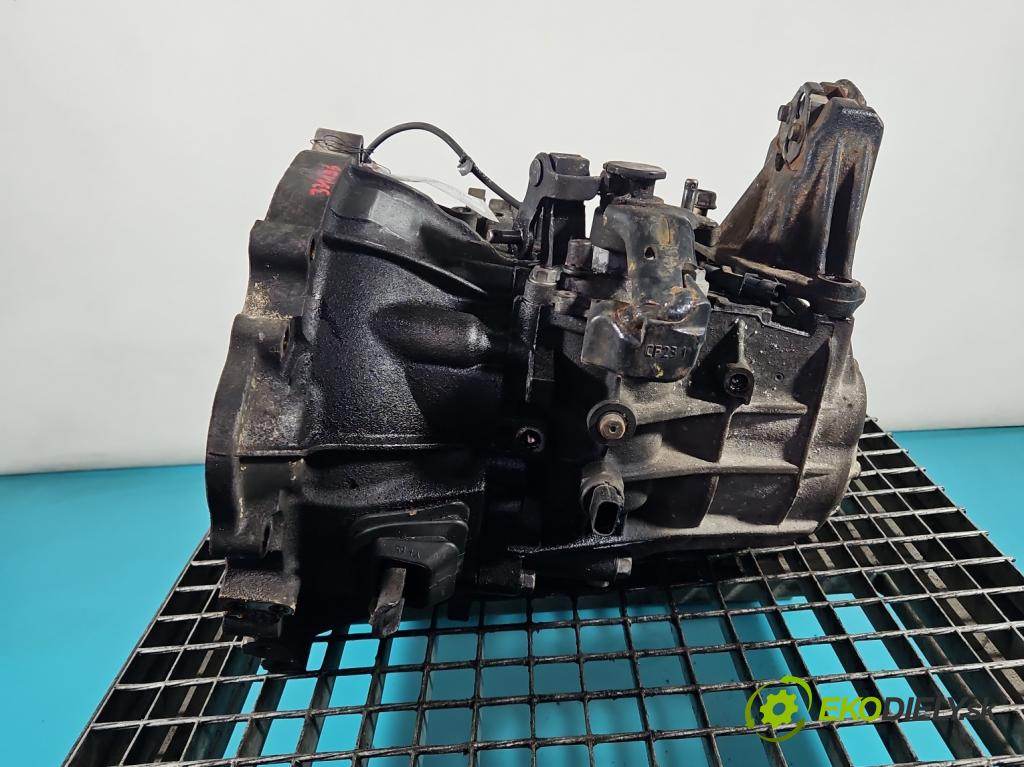 Kia Ceed II 2012-2018 1.6 crdi 128 hp manual 94 kW 1582 cm3 5- převodovka stupňová manual WEJ6C