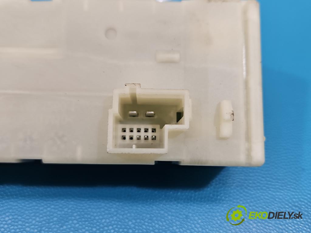 Mercedes S W222 2013-2020 3.0 cdi (656929) 340KM: automatic 250 kW 2925 cm3 4- riadiaca jednotka ostatné A2139000814