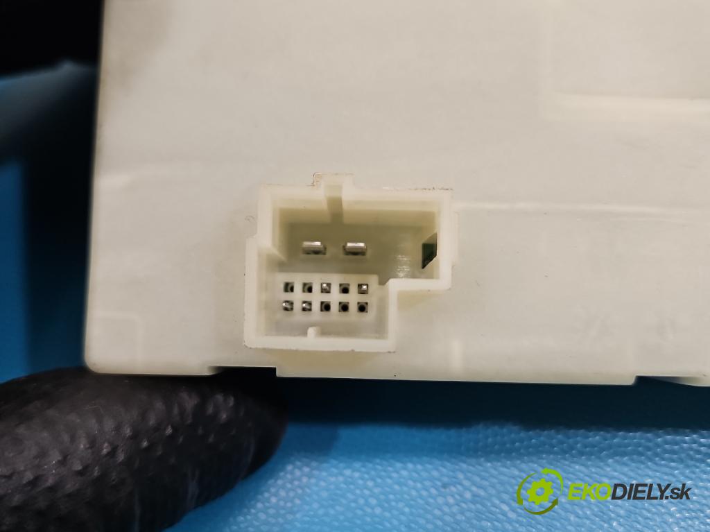 Mercedes S W222 2013-2020 3.0 cdi (656929) 340KM: automatic 250 kW 2925 cm3 4- riadiaca jednotka ostatné A2139000814