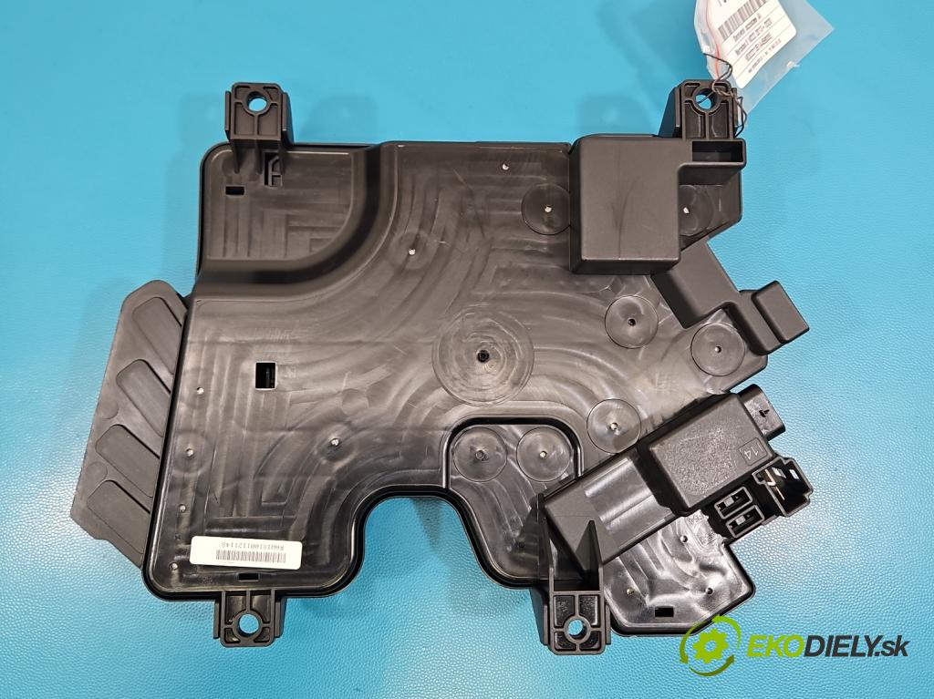 Mercedes S W222 2013-2020 3.0 cdi (656929) 340KM: automatic 250 kW 2925 cm3 4- skrinka poistka A2225406040 (Poistková skrinka)