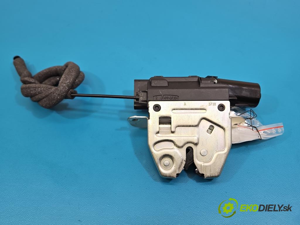 Mercedes S W222 2013-2020 3.0 cdi (656929) 340KM: automatic 250 kW 2925 cm3 4- zámok kufrové dvere zadné A2317500085