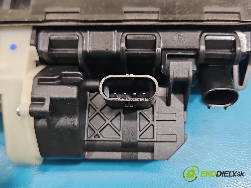 Mercedes S W222 2013-2020 3.0 cdi (656929) 340KM: automatic 250 kW 2925 cm3 4- rukoväť kufrové dvere zadné A0997501600