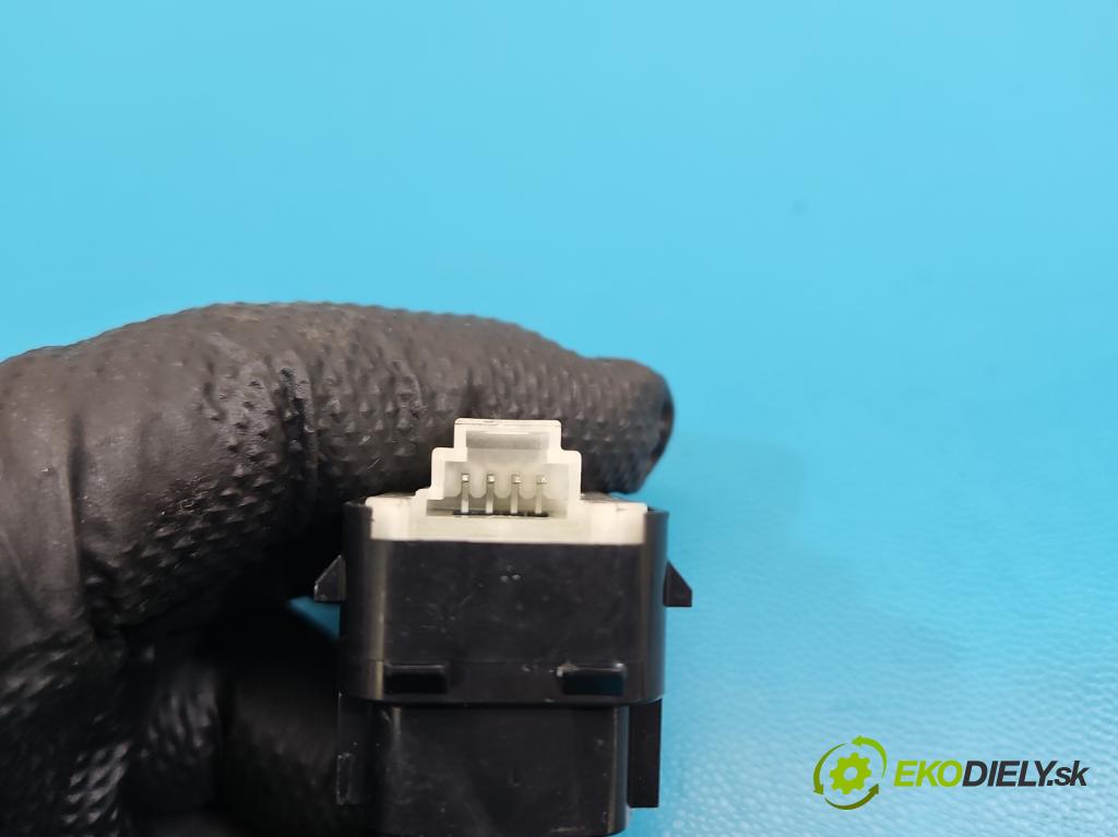 Mercedes S W222 2013-2020 3.0 cdi (656929) 340KM: automatic 250 kW 2925 cm3 4- prepínač ostatné A2229050509