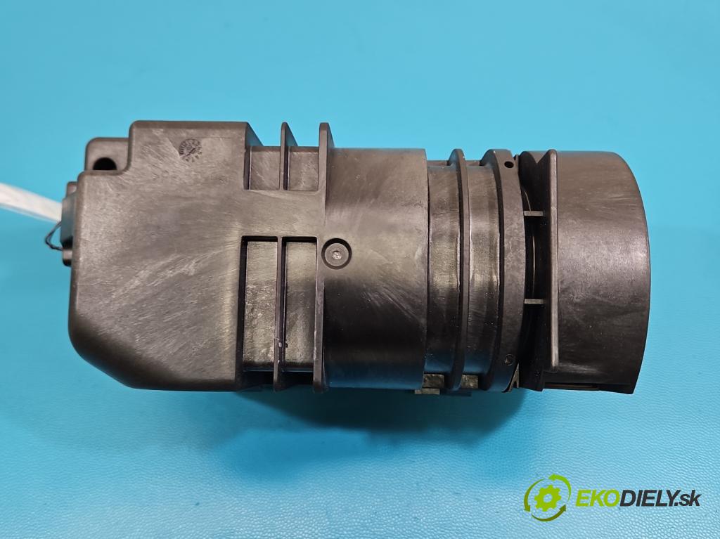 Mercedes S W222 2013-2020 3.0 cdi 656929 340KM: automatic 250 kW 2925 cm3 4- pompa ostatné A0008002200