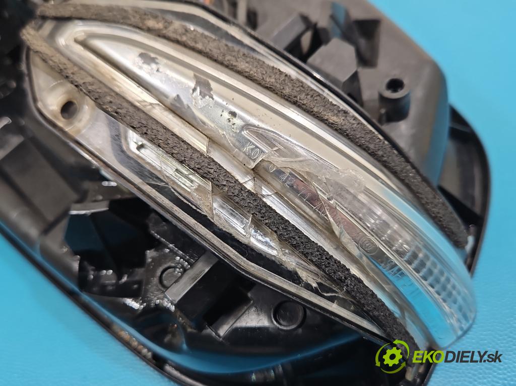 Toyota Rav4 IV 2013-2018 2.0 D4D 124hp manual 91 kW 1998 cm3 5- zrkadlo ľavé  (Kľučka dverí ostatné)