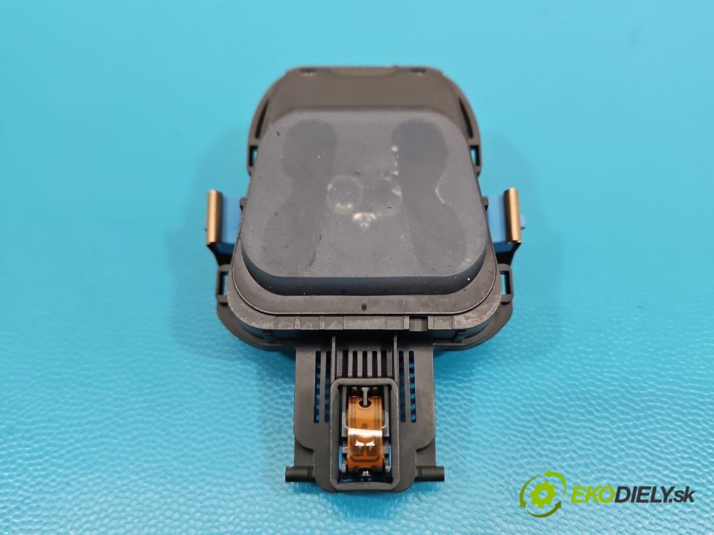 Mercedes S W222 2013-2020 3.0 cdi (656929) 340KM: automatic 250 kW 2925 cm3 4- snímač déšť: A222900 (Snímač dažďa)