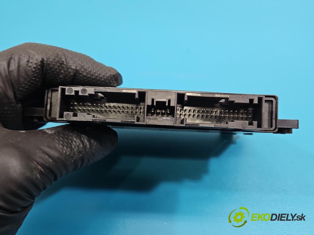 Mercedes S W222 2013-2020 3.0 cdi 656929 340KM: automatic 250 kW 2925 cm3 4- riadiaca jednotka skřie: A2139002501